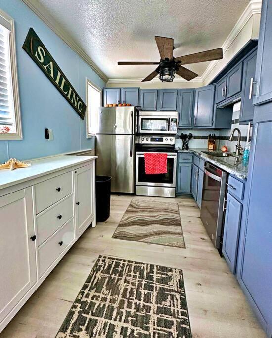 Apollo'S Escape: Your Serene Oceanfront Retreat Surfside Beach Eksteriør billede